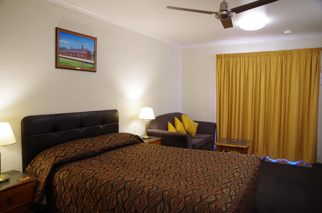 Stannum Lodge Motor Inn Stanthorpe Habitación foto