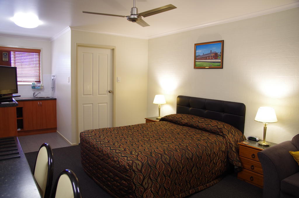 Stannum Lodge Motor Inn Stanthorpe Habitación foto